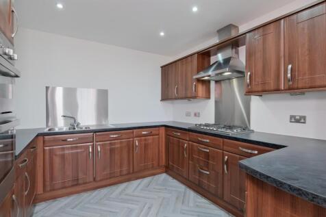 009-92 Quinn Court, Lanark.jpg