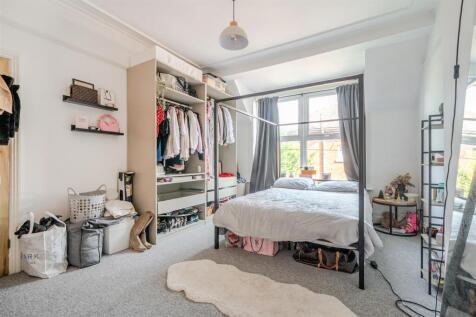 For Sale by Aspire Residential | Rugby Road