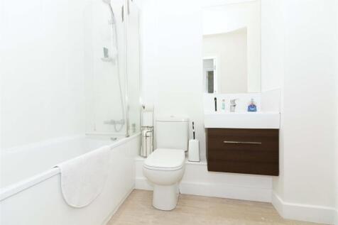 For Sale by Aspire Residential | The Causeway