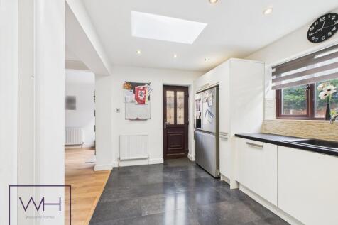 CAM03785G0-PR0220-ST