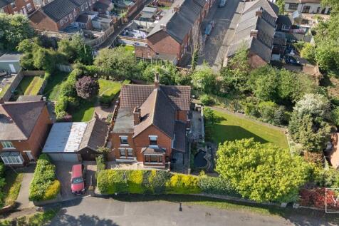 2 Finkle Street, Ben
