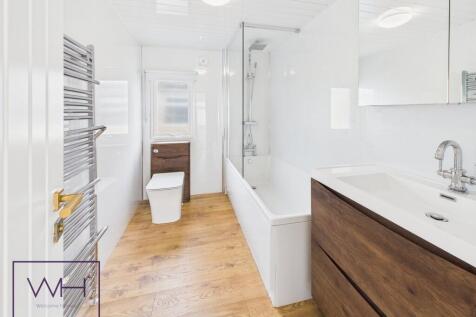 CAM03785G0-PR0296-ST