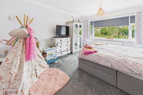 CAM03785G0-PR0212-ST