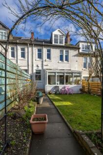 Properties For Sale in Netherlee Rightmove