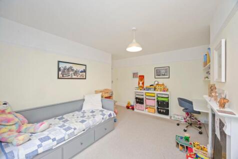 Nevill Avenue 139 DINING ROOM OCCASIONAL BEDROOM.j