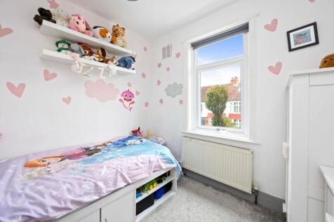 Marmion Road 29 BEDROOM HEARTS.jpeg