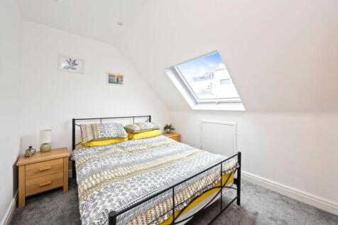 Marmion Road 29 BEDROOM VELUX.jpeg