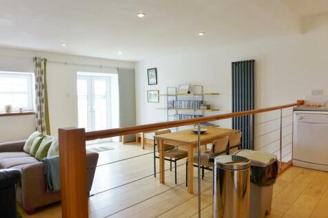 Guest suite dining from kitchen