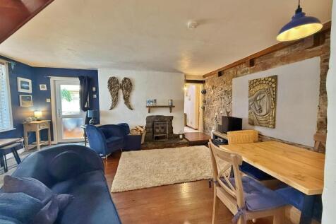 Lounge from the ktichen