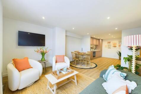 Lounge/Diner/Kitchen