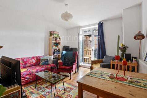 10-b30fGCHMF - 26 Samford House - Reception - Orig