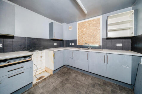 1328143-7-6878fdf...