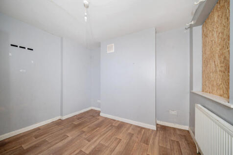 1328143-5-6878fde...