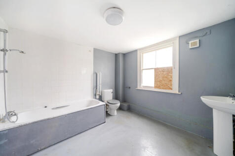 1328143-12-6878fe...