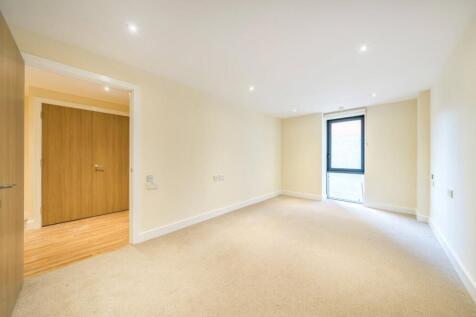 1354172-17-68c183...