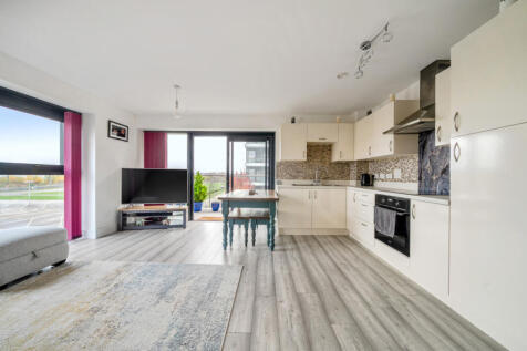 1374672-6-690dc50...