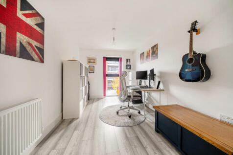 1374672-13-690dc5...