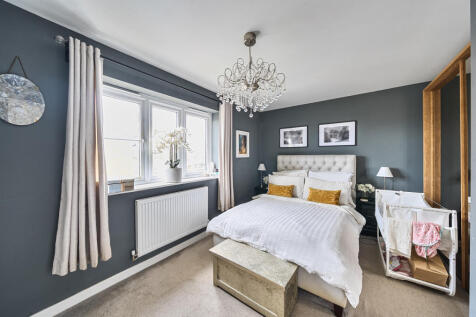 1385457-6-69285db...