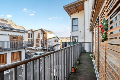 1386925-18-69300e...