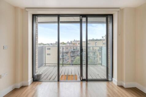 1354436-4-68c41f8...