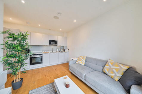 1403845-27-697772...