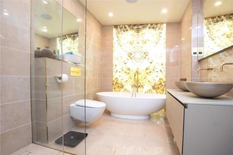 En Suite Bathroom
