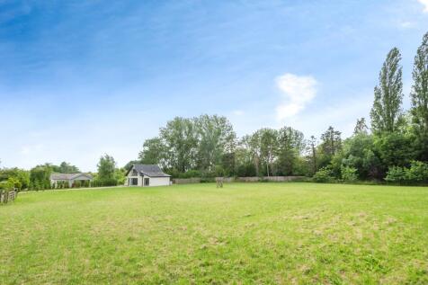 House and Garden building
