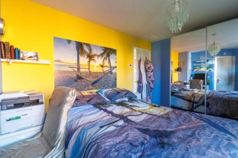 Main bedroom