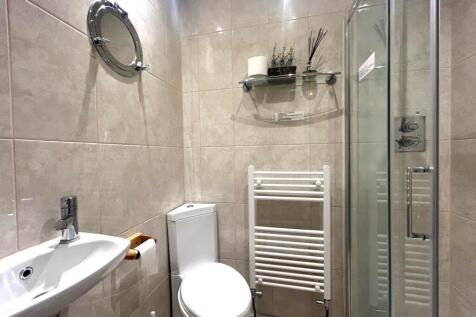 Contemporary Shower Room