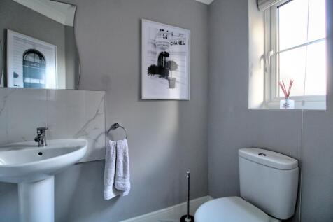 IMG_8937_8_9_Interior 4