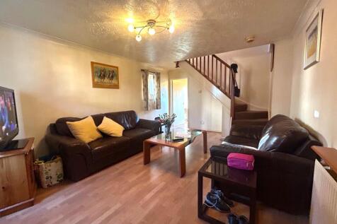 Lounge Dining Room PIc 2