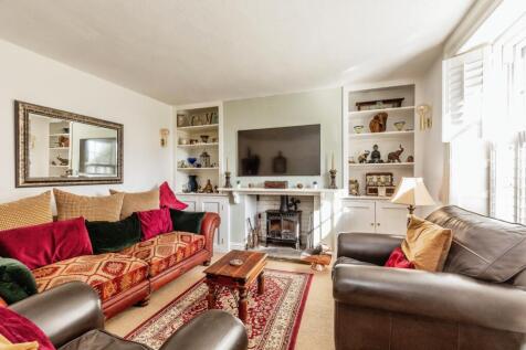 Living Room/Reception Room