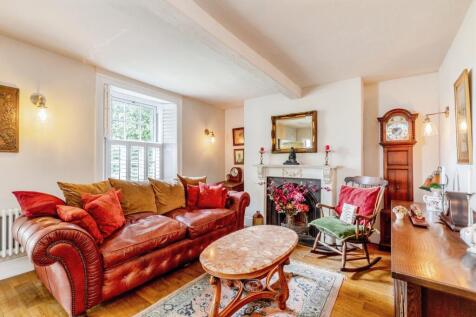 Living Room/Reception Room