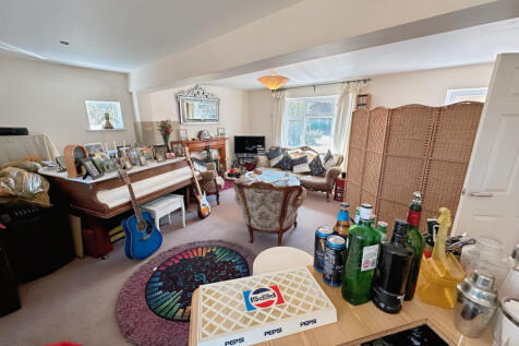 Bedroom 4/Annex/Games Room