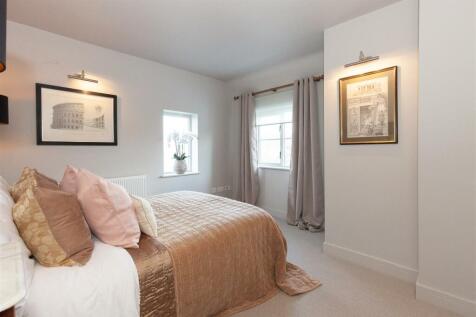 Master Bedroom 2.jpg