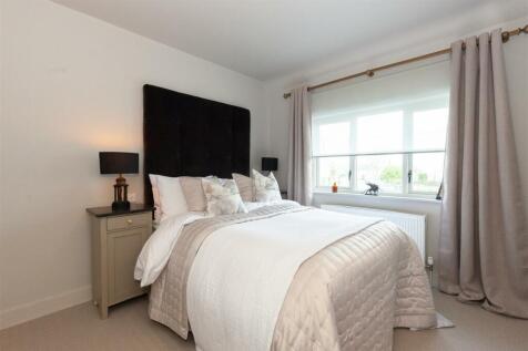 Bedroom 2 1.jpg