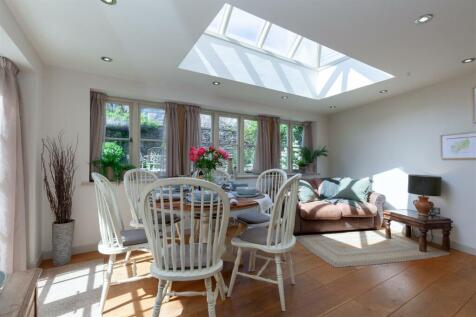 Kitchen - Dining Area 2.jpg
