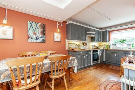 Kitchen - Dining Room 1.jpg