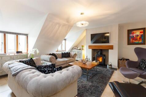 Sitting Room 2.jpg