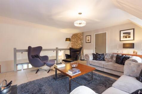 Sitting Room 3.jpg