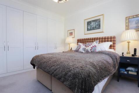 Master Bedroom 2.jpg