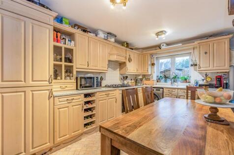 Kitchen - Dining Room 3.jpg