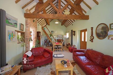 Annex Living / Dining Room