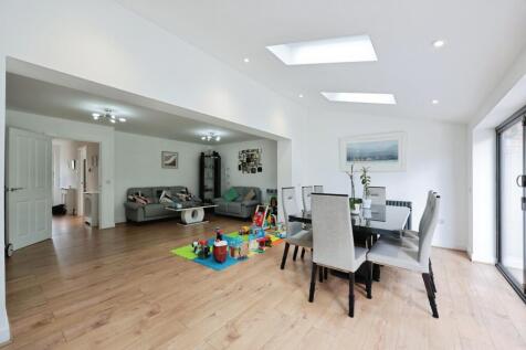 Living / Dining Room