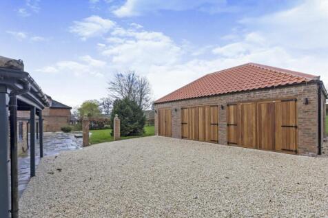 Triple Garage