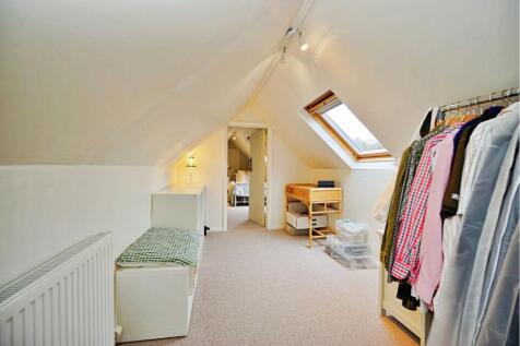 Dressing Room/Bed 4