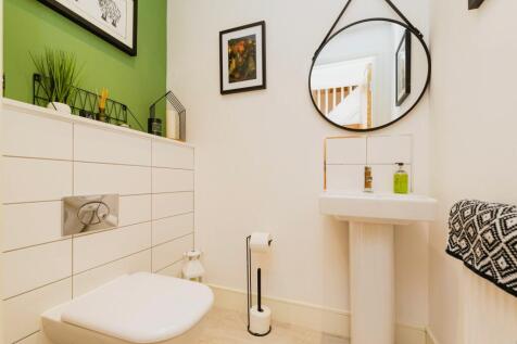 Cloak Room 