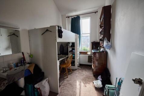 Bedroom Eight