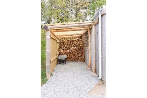 Log store