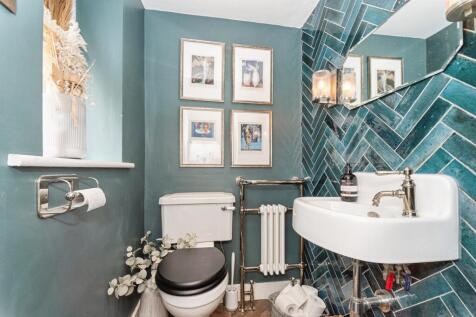 Downstairs Cloakroom